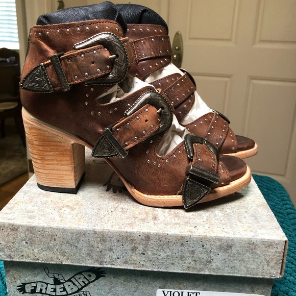 [SOLD] BNIB Freebird by Steven Violet 9.0 Cognac - Picture 3 of 9